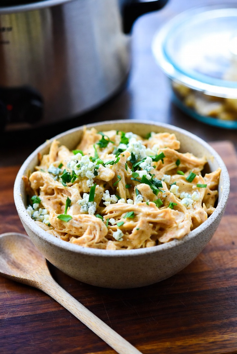 The Social Powerhouse: Slow Cooker Buffalo Chicken Dip