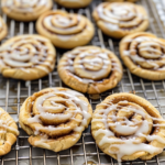 Cinnamon Roll Cookies: Easy Homemade Recipe