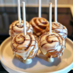 Cinnamon Roll Cake Pops Recipe